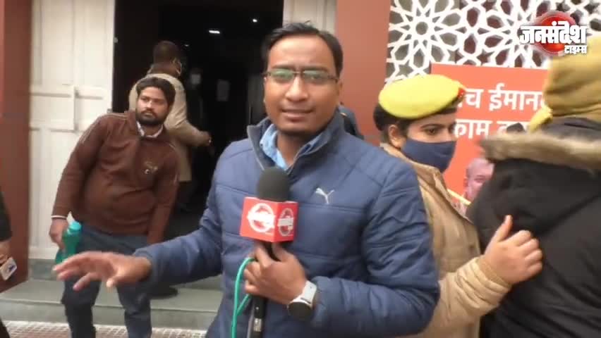 बीजेपी पहले से ज्यादा सीटें जीतेगी और सरकार बनाएगी- डॉ दिनेश शर्मा
#bjp 
#bhajpa 
#bhartiya_janta_party jantaparty