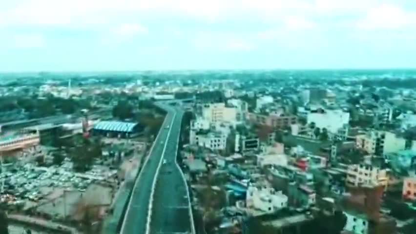 PM मोदी के जुमले को Varanasi में हकीकत बनते देखिये

#Varanasi #SmartFlyover #Cantt
