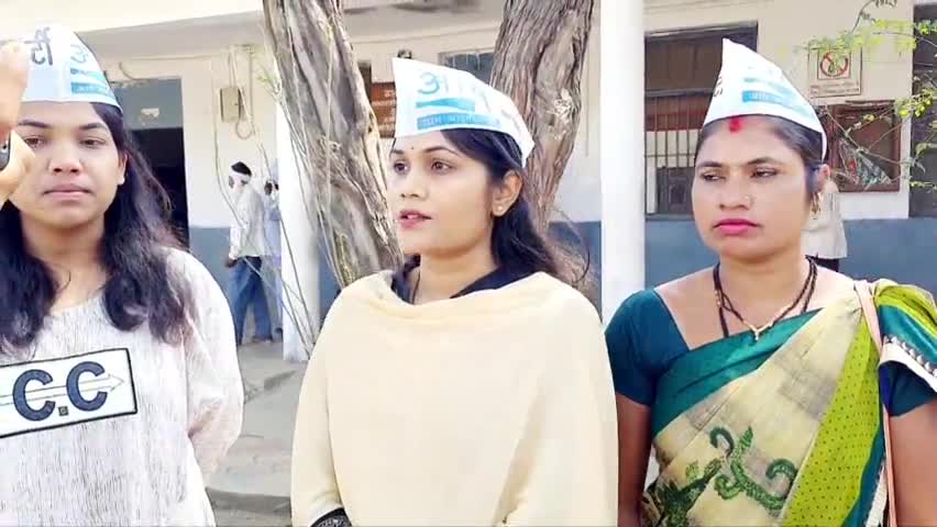 मुलताई: मुलताई:रूपाली खाड़े ने कामथ में लगातार हो रही सड़क दुर्घटना को लेकर अनुविभागीय अधिकारी को दिया ज्ञापन। 
#multai #मुलताई