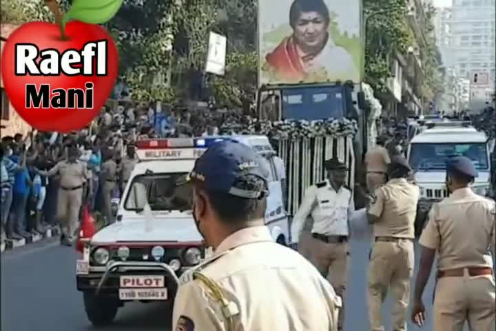 मोतिहारी: #video___ अभिनेत्री लाता जी का अन्तिम संस्कार किया गया है बहुत अधिक मात्रा में लोग मौजूद थे