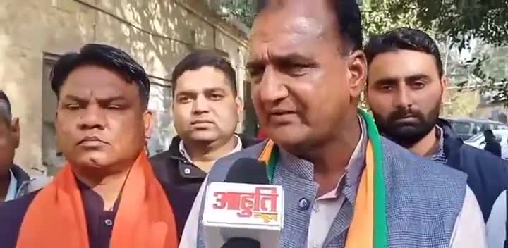 गंगानगर: श्री गंगानंगर में भाजपा ने सौंपा ज्ञापन रीट परीक्षा में हुई धांधली को लेकर
#श्रीगंगानगर #news #Sgnr #breking_news