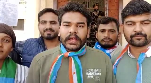 #कल से चल रहा है एनएसयूआई का अनिश्चितकालीन धरना समाप्त
कुलपति ने मानी एनएसयूआई की मांगे
तीन प्रमुख मांगों को लेकर RU