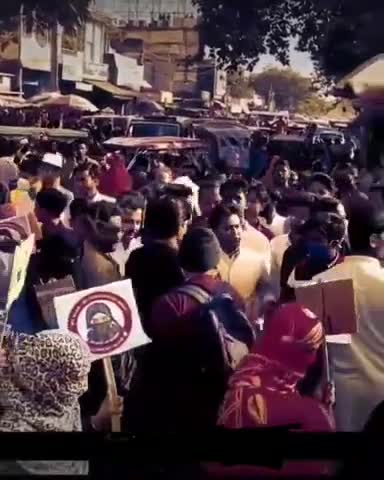 अररिया में हुआ #हिजाब के समर्थन में प्रदर्शन।
#HijabIsFundamentalRight 
#HijabisOurRight #babulinayat