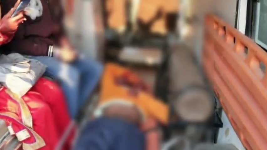 चकरनगर: #नगला बंधा का नव युवक लखना में सड़क हादसे का हुआ शिकार, गंभीर हालत में जिला अस्पताल में कराया गया भर्ती