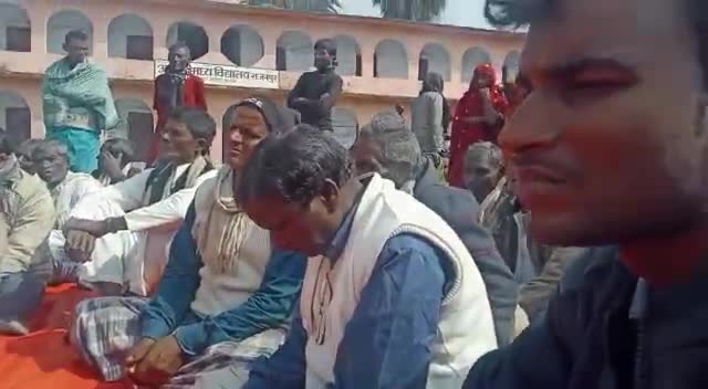 डीलरों की मनमानी अब नही चलेगी:- #मीर_रिजवान

आपका सेवक
#मीर_रिजवान
#Mir_Rizwan