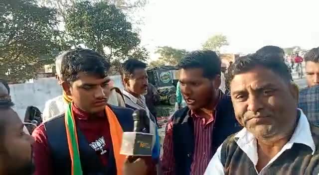 लाल टोपी खून से सनी हुई टोपी है समाजवादी पार्टी गुंडों आतंकियों डकैतों की माफियाओं के पार्टी के नाम से जानी जाती है #एकबार_फिर_भाजपा_सरकार #भाजपा_है_तो_भरोसा_है शिवम मिश्रा कौशांबी