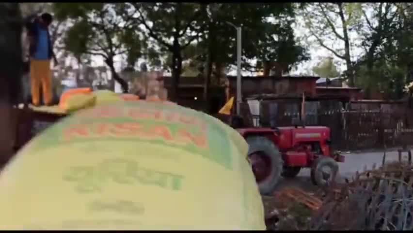 सेवराई: अवैध रूप से कालाबाजारी कर यूपी से बिहार ले जाई जा रही यूरिया के मामले मे गहमर के दो दुकाने की गई सीज, मचा हड़कंप #यूरिया