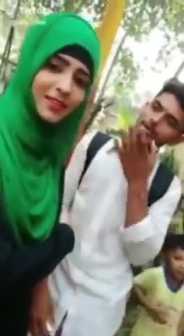 क्या बुर्का मे ऐ सब करना सही है। कमेंट मे कर के बताये #vairal_video #Share