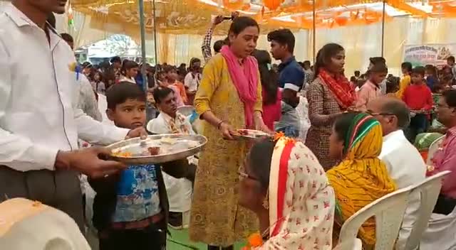 कटंगी: 14 फरवरी को मनाया गया भव्य #मातृ-पितृ पूजन दिवस# उमड़ा जनसैलाब ,भावविभोर हुए माता-पिता