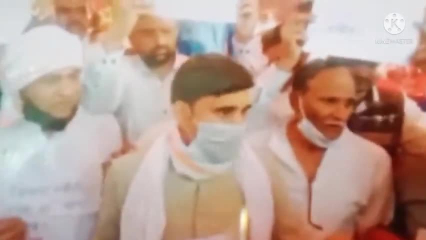 ललितपुर में देलवारा लूट व हत्या मामले में न्याय को लेके CM योगी आदित्यनाथ की जनसभा में पहुंचे परिवार बाले #yogiaadityana