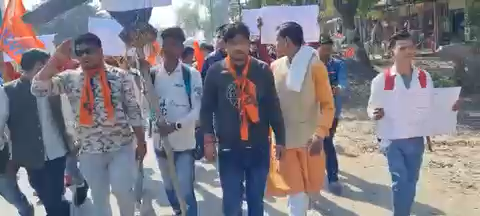 ABVP अलीगढ़ की अतरौली ईकाई ने लावण्या को शीघ्र न्याय प्रदान करने की मांग को लेकर तमिलनाडु सरकार के ख़िलाफ़ पैदल मार्च कर पुतला दहन किया।

#FightForLavanya