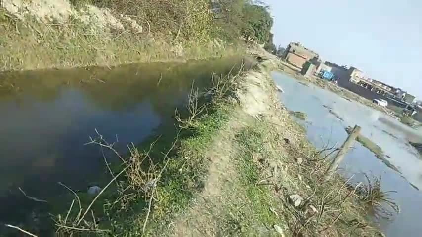 उन्नाव: #unnao_news
#काशीराम कॉलोनी के पास तथा जेल के पीछे पूरा का पूरा एरिया जलमग्न है और जल विभाग के अधिकारी मस्त में है