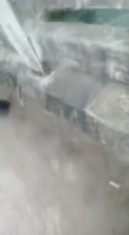 कोरबा के बांगो बांध में पहुंचे युवकों ने सेल्फी के फेर में जान जोखिम में डाला, डायल 112 की टीम ने बाहर निकाला #कोरबा