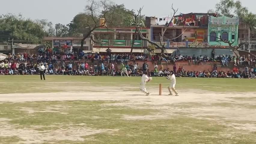 FCC T20 टूर्नामेंट फाइनल मैच में जयनगर की खराब शुरुआत, पावरप्ले में बने सिर्फ 15 रन,संघर्ष जारी 
#जयनगर #हारिने की टीम