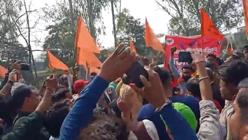 गाज़ियाबाद: कर्नाटक में हुए #बजरंग #दल #कार्यकर्ता #हर्षा के हत्यारों को फांसी देने की माँग  ग़ाज़ियाबाद के डी.एम. ज्ञापन दिया गया।।