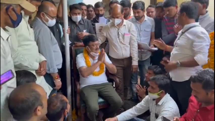 कोरोना काल मे जिन रोजहार सहायको की मृत्य हुई उनके परिवार को राशि भुगतान करेंगे मंत्री। #mantri #MLA #grs #meeting #cm
