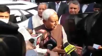 #बिहार_सरकार के द्वारा #यूक्रेन से वापस लौट रहे लोगों को उनके घर तक पहुंचाने का पूरा इंतजाम किया जा रहा है।
