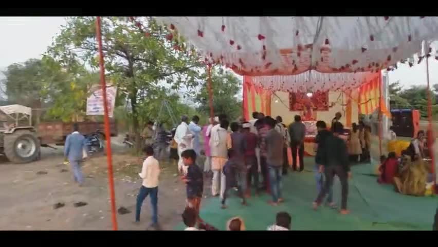 #हटा ग्राम बलेह एवं हुसैना के पास स्थित श्री सिद्धेश्वर धाम में चल रही 11 दिवसीय संगीतमय श्रीराम कथा।
