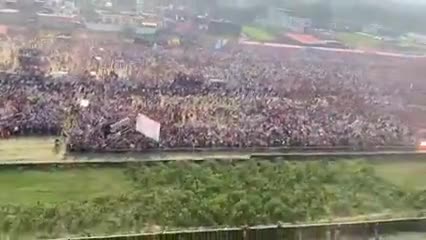 #देवरिया में #प्रधानमंत्री #मोदी की रैली में उमड़ी भीड़ का #हेलीकॉप्टर से वीडियो