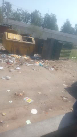 पंचकूला: #sector 26 block ke samne park?