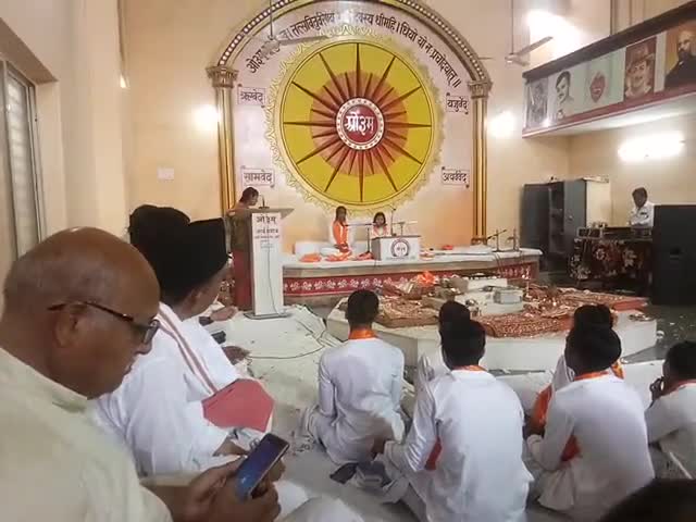 #संसार वालो अष्याध्याय यैसी#पुस्तक है जिसके सुत्र सिखने से संसार की सारी#भाषा सिखने को मिलती है जो 1 जन्म मे#गुरूकुल के अन्य#स्कूली#शिक्षा मे संभव नही
