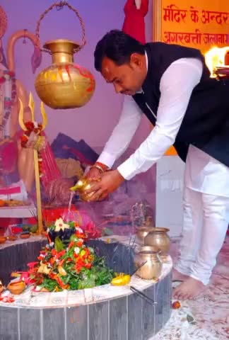 आप सभी कटिहारवासियों को महाशिवरात्रि की हार्दिक शुभकामनाएं l देवाधिदेव भगवान शंकर जी से प्रार्थना है सभी को सुख समृद्धि से परिपूर्ण करें ii  #Mahashivratri2022 #BJP4Katihar #BJP4Bihar #bjp4india