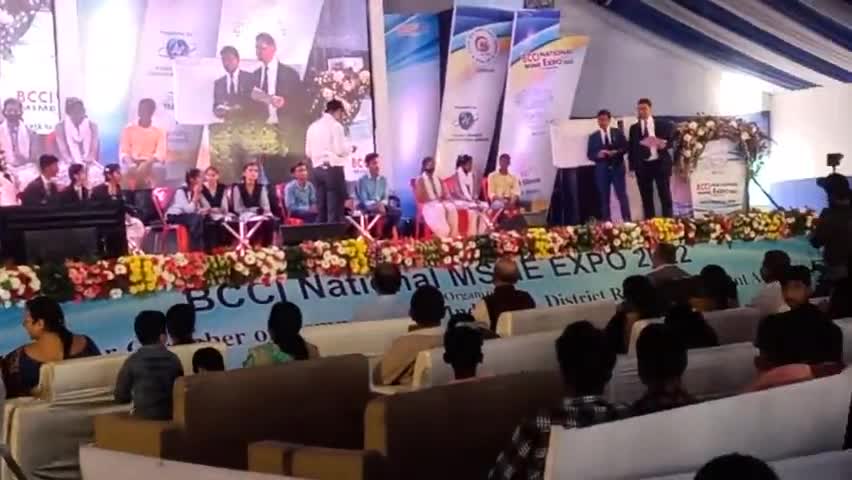 आरा: #आरा के रमना मैदान में #चार दिवसीय एक्सपो मेले के कार्यक्रम में हुआ क्विज और पेंटिंग प्रतियोगिता का आयोजन#itsbiharinews