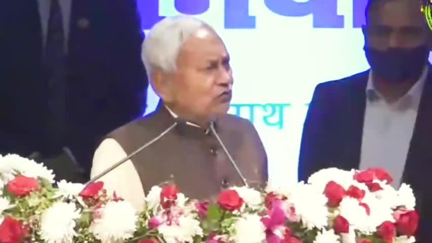 स्त्री #शक्ति को राज्य में सभी यत्नों से मजबूत बनाने का कार्य माननीय #मुख्यमंत्री #NitishKumar जी ने किया है। पुलिस बल, शिक्षक और पंचायत एवं निकायों में #महिलाओं का प्रतिनिधित्व बढ़ाकर नीतीश कुमार जी ने #राज्य और #समाज दोनों का विकास किया है