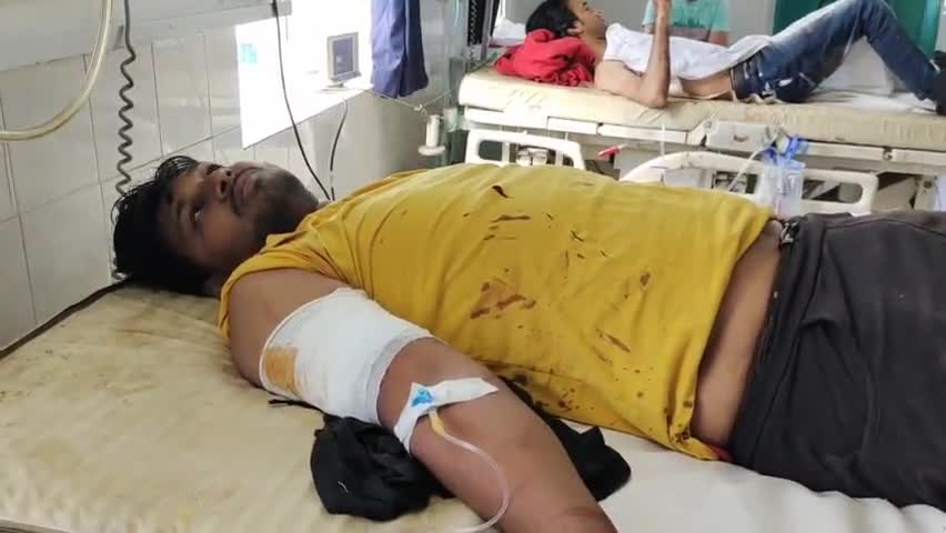 भीलवाड़ा: हीरा पन्ना मार्केट में हुई चाकूबाजी, चाकूबाजी में युवक गंभीर घायल ,हायर सेंटर रेफर #अपराध #चाकूबाजी #घायल
