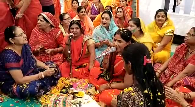 प्रकाश नगर #नागदा की महिलाओं ने मनाया फाग उत्सव