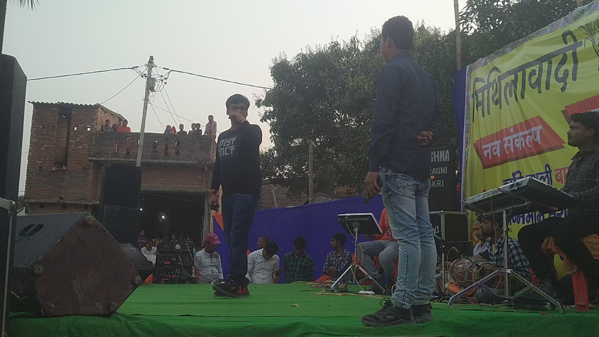 बेनीपुर: #बेनीपुर
बेनीपुर क्षेत्र अंतर्गत तरौनी गांव में मिथिला वादी पार्टी द्वारा मिथिला नव निर्वाचित प्रतिनिधि समान समारोह।