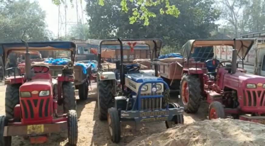 गढ़वा: बेलचम्पा बालू घाट पर एसडीएम के नेतृत्व में चला बालू के खिलाफ छापेमारी अभियान #छापेमारी