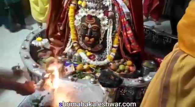 हुज़ूर: जय श्री महाकाल #नित्य_दर्शन
श्री महाकालेश्वर ज्योतिर्लिंग का आज का #भस्म आरती श्रृंगार दर्शन
🔱12 मार्च 2022 शनिवार🔱