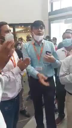 #The_Kashmir_Files  देखने जाते हुए बरेली के Phoenix United mall में  मानस सेवा समिति की 64 सदस्यी टीम।