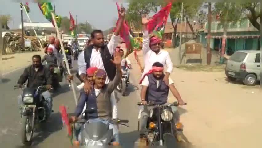 समाजवादी पार्टी जिंदाबाद....
#Gonda #AbhishekChintak #samajwadiparty
