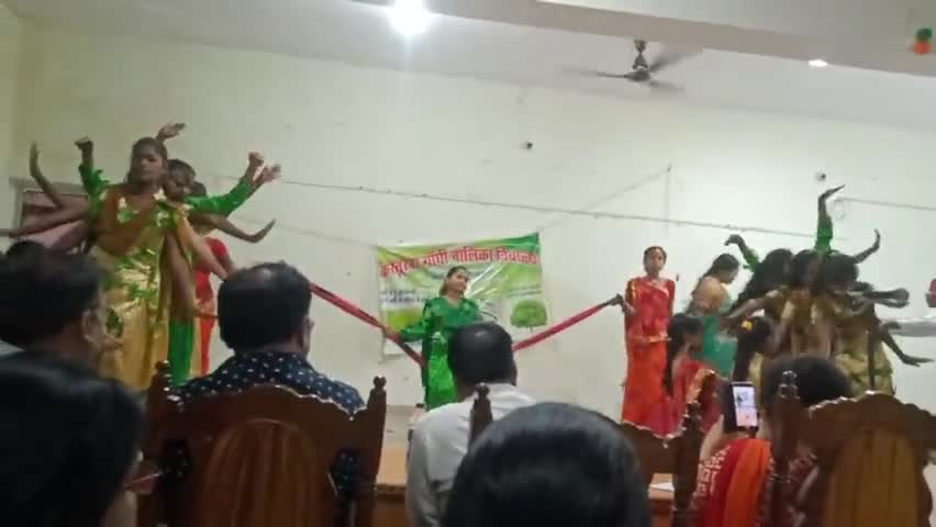 आरा: #आगामी होने वाले #बिहार दिवस के तैयारी के लिए आज S.B College में हुआ बच्चों का  #स्क्रीनिंग टेस्ट बच्चो में दिखा #उत्साह