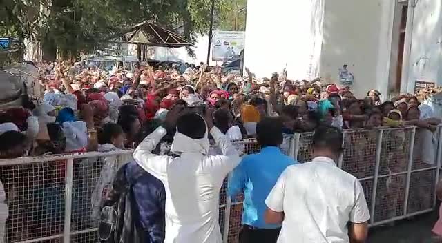 बुलंद आवाज नारी शक्ति आंगनवाड़ी कार्यकर्ता साहियका का संगठन अनिश्चितकालीन हड़ताल
#cmshivrajsinghchauhan