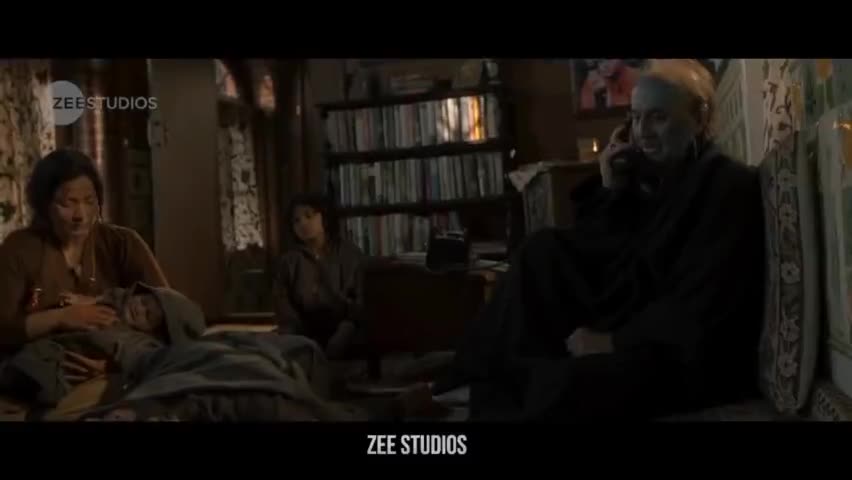 "मेरी पीड़ा मुझसे न पूछो, मैं खुद के घर में दंडित हूँ।
मुझे बचाने कोई ना आया,  मैं 'कश्मीरी हिंदू हूँ।"😪
#TheKasmirFiles