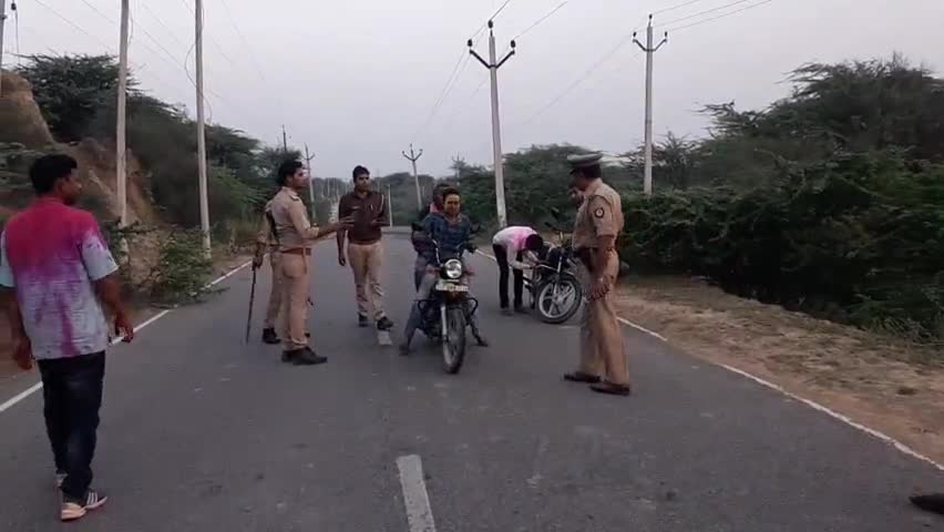 चकरनगर: #त्योहार पर सड़क हादसे रोकने के लिए चकरनगर सर्किल के 5 थाना क्षेत्रों में चलाया गया वाहन चेकिंग अभियान, दी गई हिदायत