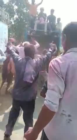 ग्राम सभा #सौरूपुर में मनाया हर्षो उल्लास होली
दिखी होली की धूम।   
#Happy_Holi