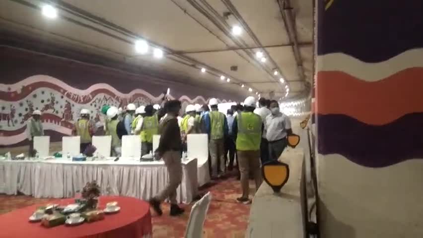 #manish_sisodia प्रगति मैदान में बन रहे tunnul &underpass का जायजा लिए धन्यवाद।