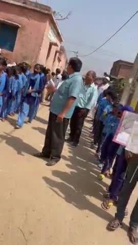 फतुहा: स्कूली छात्र -छात्रओं ने निकाली जागरूकता अभियान,#बिहार_दिवस पर
पुनपुन के डुमरी स्थित मध्य विद्यालय