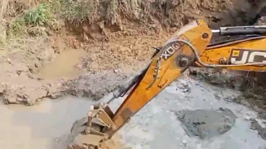 कलोल: डमली में शुरू हुआ पुल का निर्माण कार्य, कई गांवों को मिलेगी सुविधा #kalol #bridge