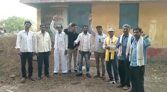 बेरला: #जय_यादव_जय_माघव
बेमेतरा तैयार झेरिया यादव समाज प्रदेश अधिवेशन यादव महासम्मेलन प्रदेश अध्यक्ष चुनाव।

पुरूषोत्तम यादव
