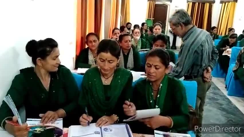नाहन: नाहन में #आशा कार्यकर्ताओं के लिए कार्यशाला# तीसरे दिन# परिवार नियोजन और टीकाकरण की दी जानकारी##