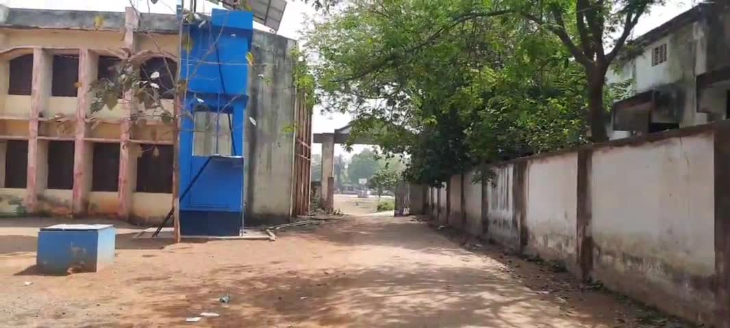 पाकुड़: केकेएम कॉलेज के आदिवासी कल्याण बालक छात्रावास परिसर में मुख्यमंत्री एवं विधानसभा अध्यक्ष का पुतला दहन किया गया #1932