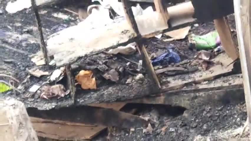 दगौरा: बरसौनी चौक से रामपुर जाने वाली सड़क के समीप अचानक आग लगने से 4 दुकानदारों के दुकान चले लाखों का हुआ नुकसान #आगलगी