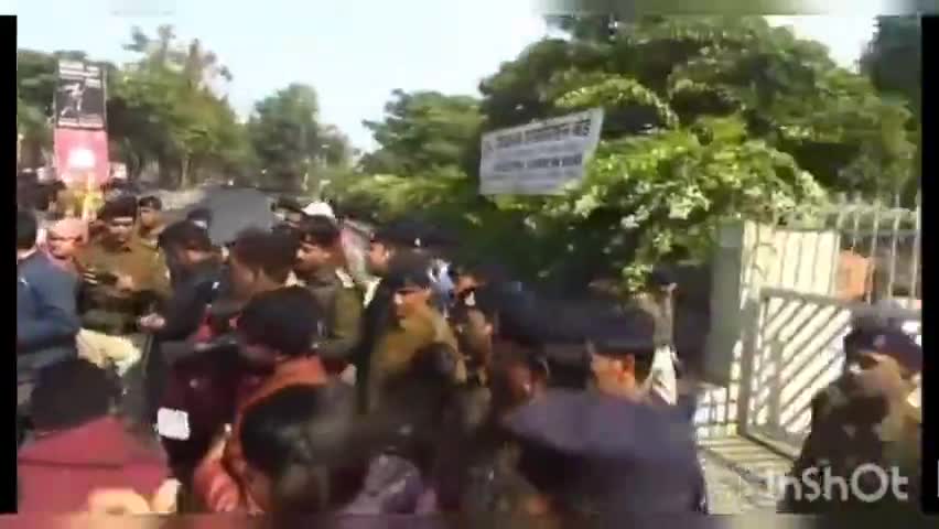 मध्यप्रदेश शिक्षक भर्ती पेपर लीक जानिए क्या है पुरा मामला? 9 लाख विद्यार्थियों का क्या  #mptet #mpexam
#CMMadhypradesh