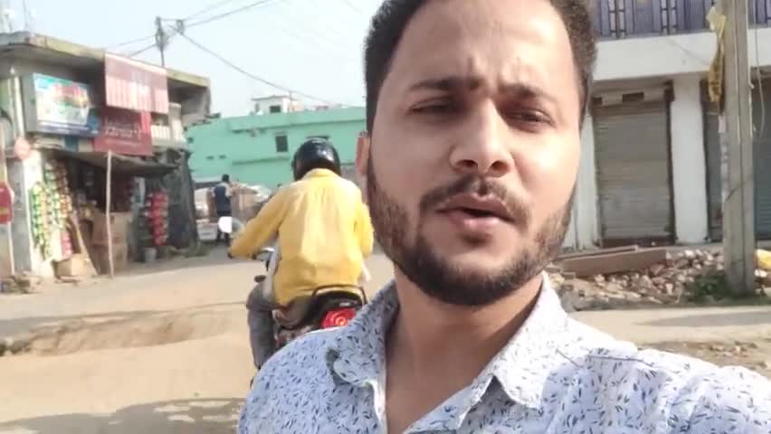 खटीमा नई तहसील के सामने पिछले 2 साल से तमाशा बनाया हुआ है 😡 | Kamal Chandra Joshi

#Khatima #vikas #Uttarakhand