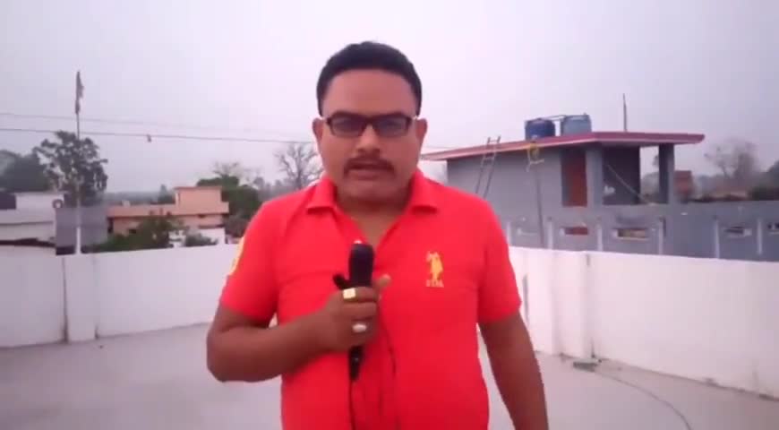हथुआ: देश मे पेट्रोल और डीज़ल की कीमतों में बढ़ोतरी को लेकर जनजागरण संघ के संयोजक संजय स्वदेश की प्रतिक्रिया
#पेट्रोल_डीज़ल